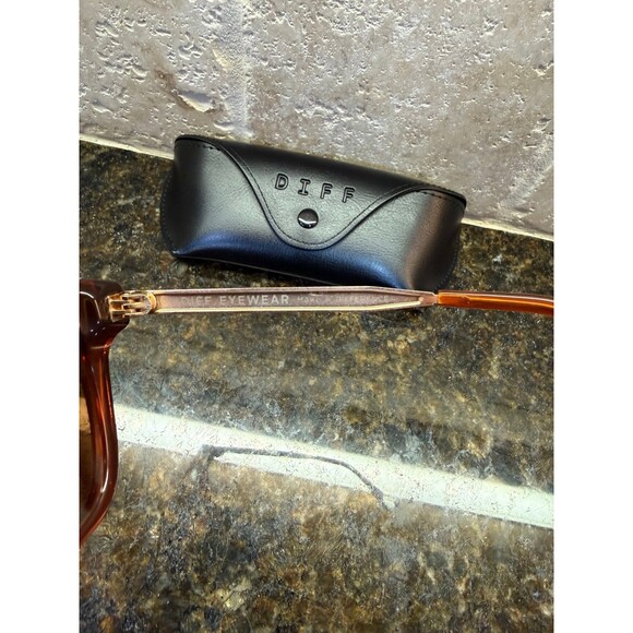 DIFF Bella DIFF Bella Sunglasses Brown Amber Frames Brown Lenses Gold Tone NEW - Picture 6 of 9